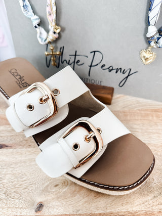 Corkys Manifest Wedge