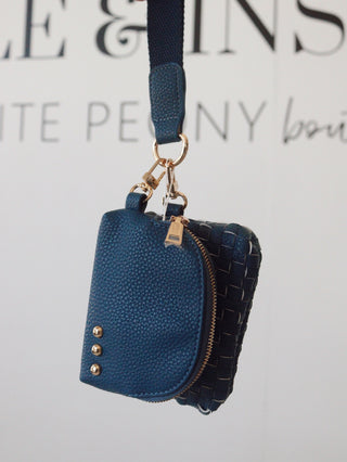 Wonderlust Dual Pouch Wristlet. *Final Sale*