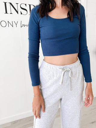 Vanessa Scoop Neck Long Sleeve Crop Top