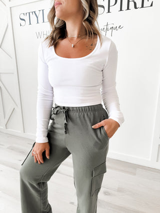 Vanessa Scoop Neck Long Sleeve Crop Top